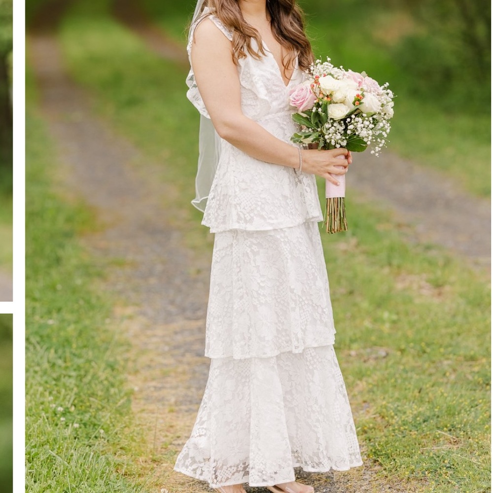 Molinetto White Lace Ruffled Tiered Sleeveless Maxi Dress